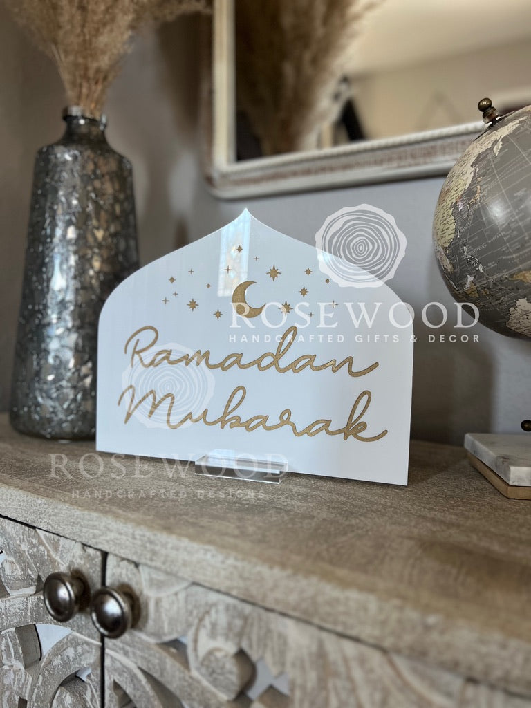 Ramadan Mubarak Table Sign